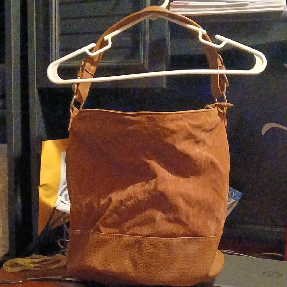 Atmosphere Brown Shoulder Bag